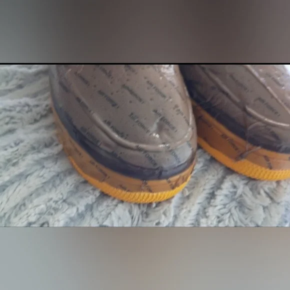 Nike AIRMAXES... UPS EXPERIMENTAL... NEW - Picture 9 of 12